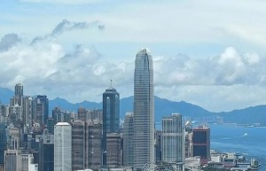 国门香港：从史前百越到超级联系人的万年之路