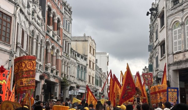 两岸同胞共祭妈祖诞辰1066周年 海南《海口天后祀奉》非遗盛典举行